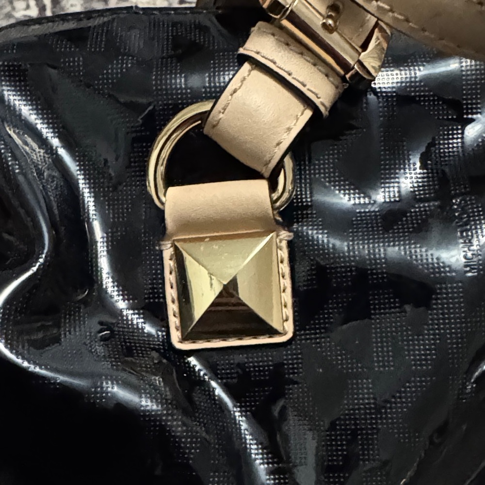Michael Kors Black and Tan Satchel - Picture 4 of 8